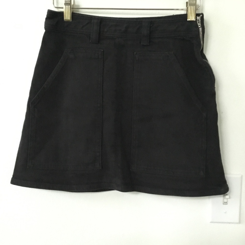 Aritizia Wilfred Free Penske Black Mini Skirt - Picture 2 of 5